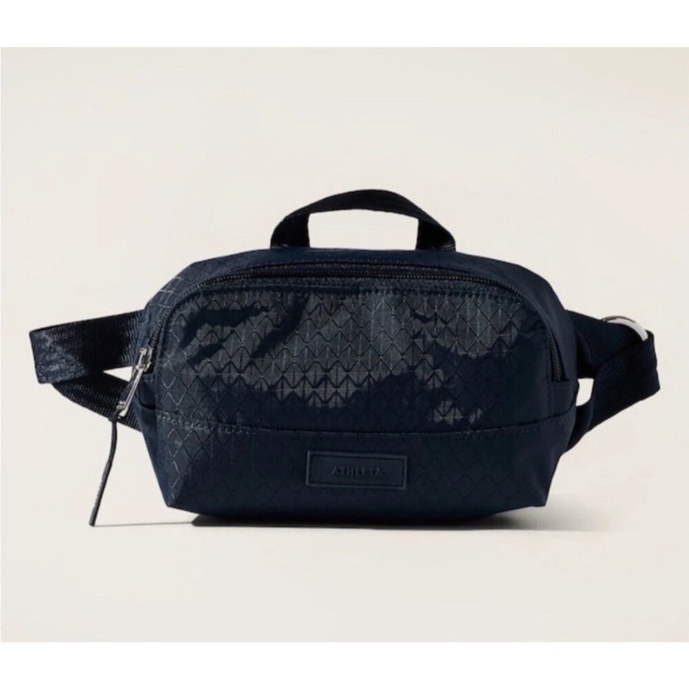 Athleta Excursion Crossbody Belt Bag Waist Purse Dark Navy Blue - Picture 3 of 5